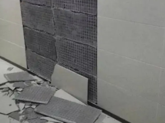 紫金瓷砖空鼓维修公司分享下紫金墙砖松动维修的知识